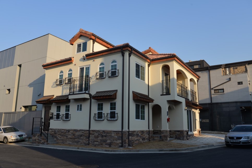 서울 강남 세곡지구 50평형 다세대 목조주택